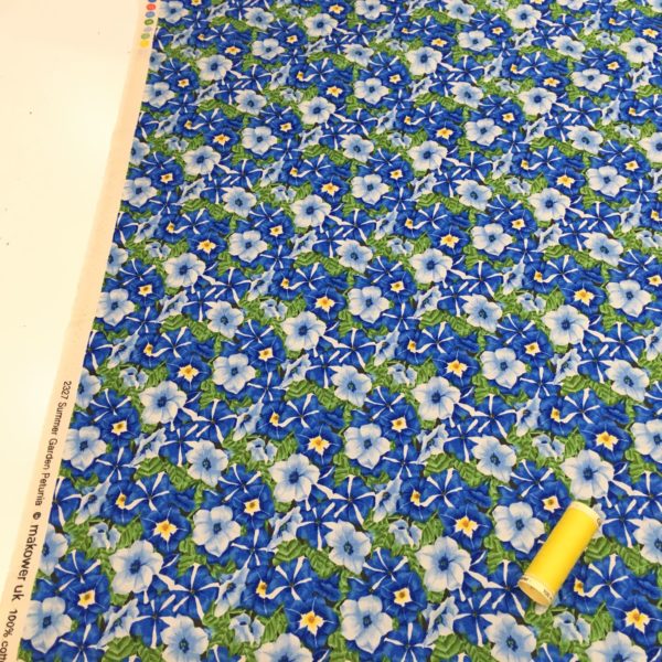 Petunia cotton fabric from Makower UK