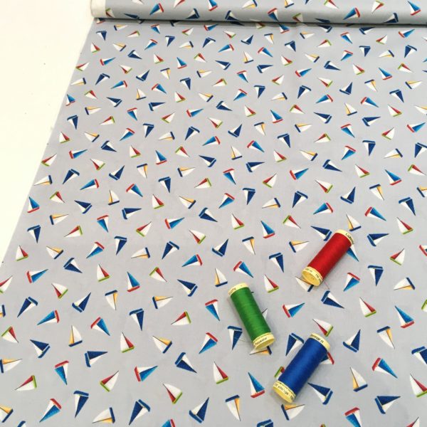 Beach holiday themed cotton fabric collection from Makower UK