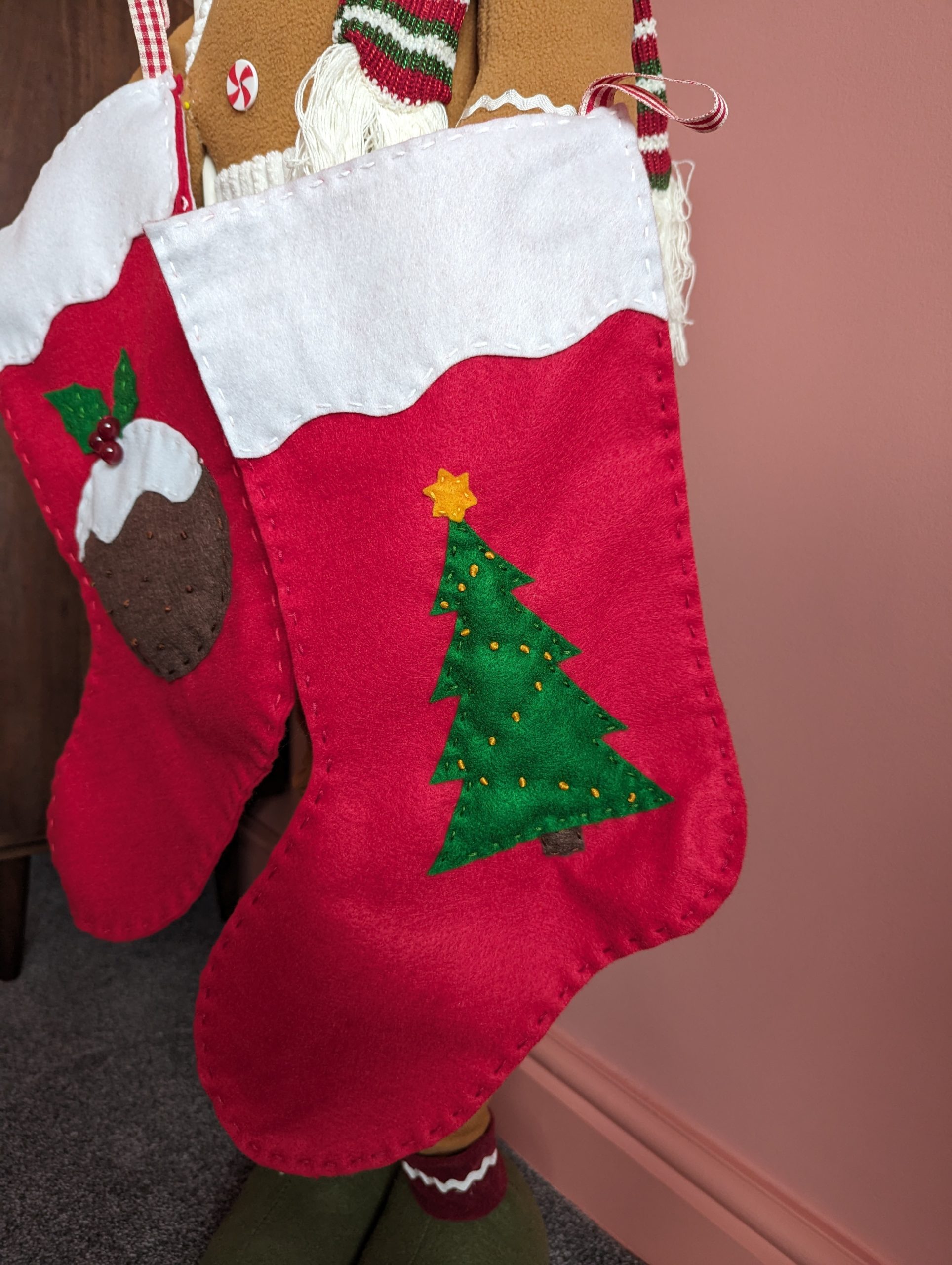 Childrens Christmas stocking sewing workshop (2)